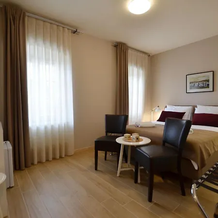 Guest house Tranquil Getaway With Shared Pool In Bale
